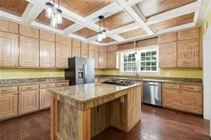 135 Grogan Rd NE, White, GA 30184 - Photo 8