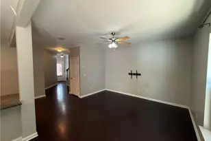 302 Highland Pointe Cir E, Dawsonville, GA 30534 - Photo 6