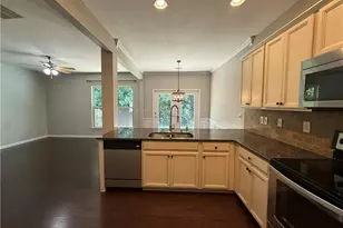 302 Highland Pointe Cir E, Dawsonville, GA 30534 - Photo 12