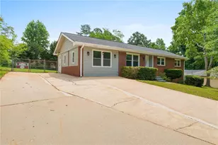 1745 NW Rockbridge Rd, Conyers, GA 30012 - Photo 2