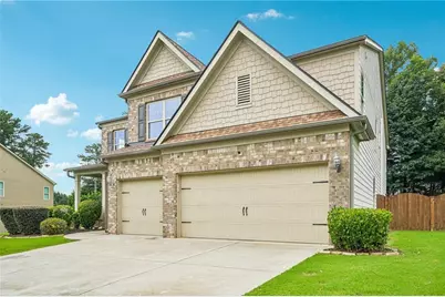 2390 Cain Circle, Dacula, GA 30019 - Photo 4