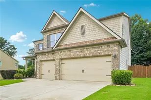 2390 Cain Cir, Dacula, GA 30019 - Photo 4