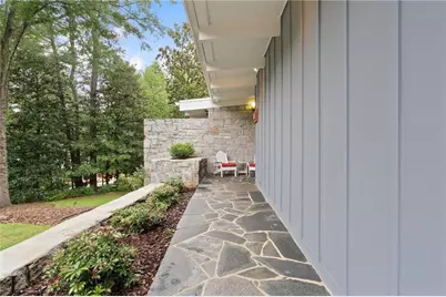 3781 Watkins Place NE, Brookhaven, GA 30319 - Photo 4