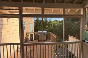 2554 Sterling Dr, Lawrenceville, GA 30043 - Photo 24
