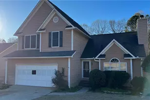 2554 Sterling Dr, Lawrenceville, GA 30043 - Photo 2