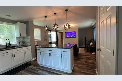 2963 Redwine Road, East Point, GA 30344 - Photo 8
