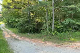 703 Central High Rd, Carrollton, GA 30116 - Photo 6