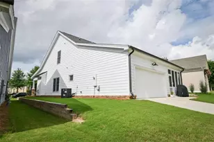 5117 W Robinson St, Covington, GA 30014 - Photo 6