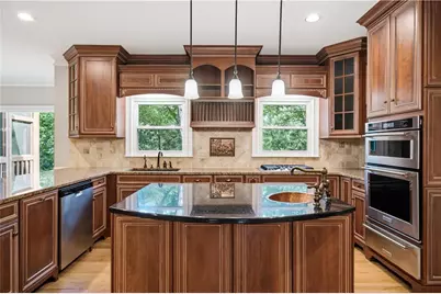 5525 Hampstead Way, Johns Creek, GA 30097 - Photo 14