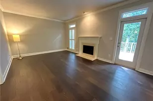 7155 Roswell Rd, Sandy Springs, GA 30328 - Photo 6