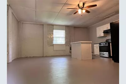 802 N Park St Street #E, Carrollton, GA 30117 - Photo 1