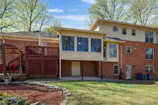 5027 Castlewood Dr SW, Lilburn, GA 30047 - Photo 36