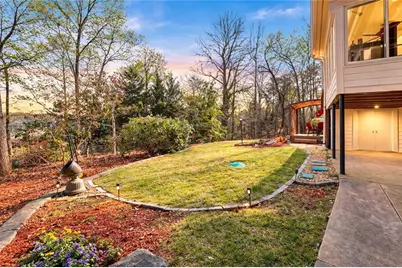 5027 Castlewood Drive SW, Lilburn, GA 30047 - Photo 38