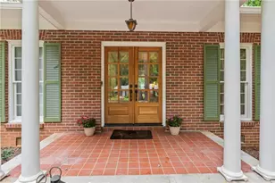 2373 Oxbow Cir, Stone Mountain, GA 30087 - Photo 2