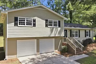 3692 Stoney View Dr, Marietta, GA 30062 - Photo 2