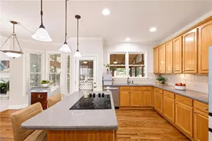 4140 Suwanee Bend Dr, Suwanee, GA 30024 - Photo 16