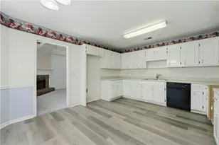 85 5 Oaks Dr, Covington, GA 30014 - Photo 8