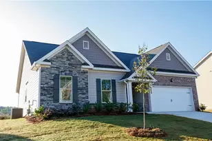 452 Hellen Vly Dr, Braselton, GA 30517 - Photo 2