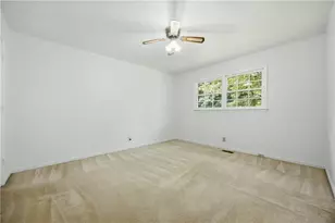 864 Whitehall Dr, Lawrenceville, GA 30043 - Photo 20