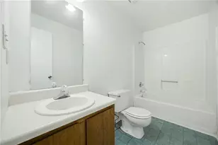 864 Whitehall Dr, Lawrenceville, GA 30043 - Photo 16