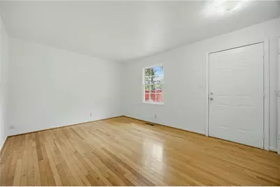 864 Whitehall Drive, Lawrenceville, GA 30043 - Photo 6