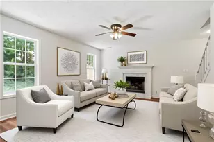 682 Stonemill Manor, Lithonia, GA 30058 - Photo 2