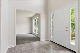 682 Stonemill Manor, Lithonia, GA 30058 - Photo 8