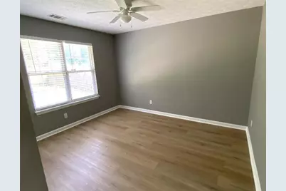 6506 Chestnut Lake Crossing, Lithonia, GA 30038 - Photo 4