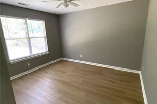 6506 Chestnut Lake Crossing, Lithonia, GA 30038 - Photo 4