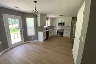 6506 Chestnut Lake Crossing, Lithonia, GA 30038 - Photo 6