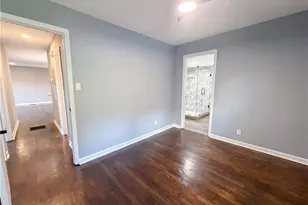 352 Dollar Mill Ct SW, Atlanta, GA 30331 - Photo 12