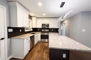 352 Dollar Mill Ct SW, Atlanta, GA 30331 - Photo 6