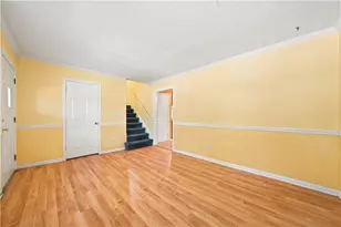 372 Plantation Blvd, Lawrenceville, GA 30046 - Photo 2