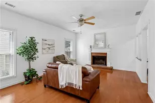 10740 Mortons Crossing, Johns Creek, GA 30022 - Photo 4