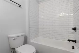 2000 Harvest Pond Cir, Suwanee, GA 30024 - Photo 6