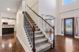 2727 Cove View Ct, Dacula, GA 30019 - Photo 2