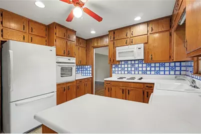 2113 Lavista Circle, Tucker, GA 30084 - Photo 12
