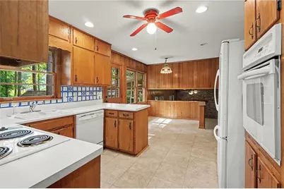 2113 Lavista Circle, Tucker, GA 30084 - Photo 10