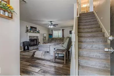 410 Winston Manor Drive, Winder, GA 30680 - Photo 8