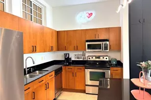 560 Dutch Valley Rd NE, Atlanta, GA 30324 - Photo 16