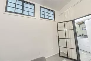 560 Dutch Valley Rd NE, Atlanta, GA 30324 - Photo 22