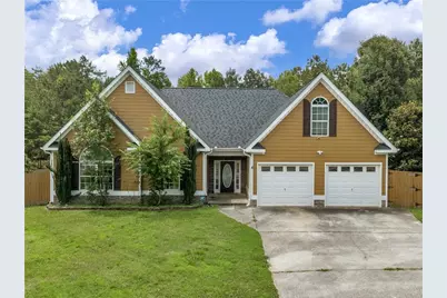 555 Huntington Trail, Temple, GA 30179 - Photo 1