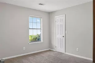 2414 Leslie Brook Dr, Decatur, GA 30035 - Photo 14