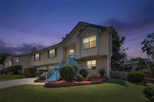 2246 Hampton Dr, Decatur, GA 30035 - Photo 2