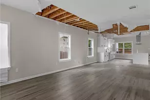 1090 McDaniel St SW, Atlanta, GA 30310 - Photo 6