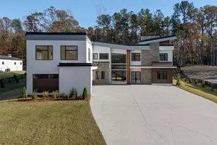 1678 Thomas Dr, Hoschton, GA 30548 - Photo 2