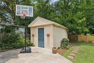 1204 Cameron Ct NE, Atlanta, GA 30306 - Photo 34
