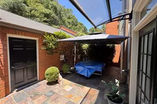 17 Willow Glen NE, Atlanta, GA 30342 - Photo 4