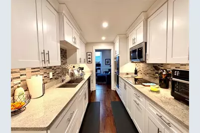 17 Willow Glen NE, Atlanta, GA 30342 - Photo 8