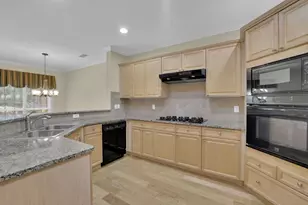 3003 Sterling Ct, Roswell, GA 30075 - Photo 16